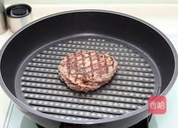 蓝起司牛肉汉堡的做法图解3