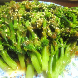 芝麻酱拌花椰菜的做法[图]
