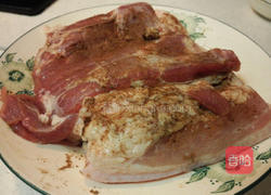 南乳蒜香五花腩的做法图解1