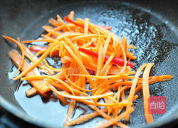 芹菜炒鱼肚的做法图解2