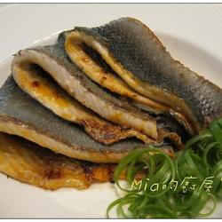 煎酱鱼皮的做法[图]