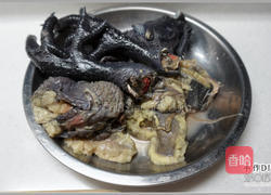 盐焗乌骨鸡的做法图解2