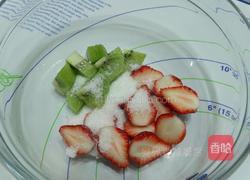 鲜果摇摇冰淇淋的做法图解2