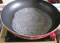 番茄肉酱面面包的做法图解1