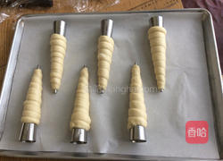 螺丝卷面包的做法图解5