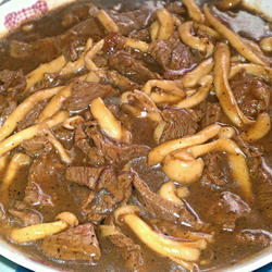 黑胡椒蕈菇牛肉的做法[图]