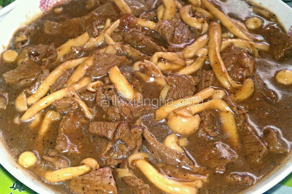 黑胡椒蕈菇牛肉