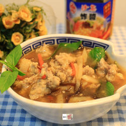 沙茶炸酱羊肉羹的做法[图]