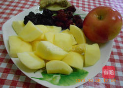 苹果红枣鸡汤的做法图解1