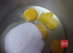 鲜奶杯子蛋糕的做法图解1