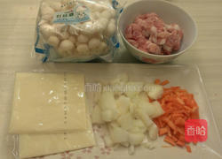 汉堡菇肉排的做法图解1