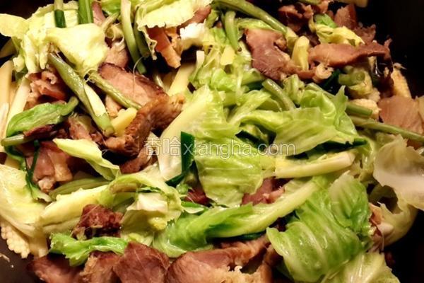 腌猪肉炒五蔬