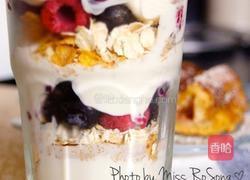 希腊酸奶莓果百汇的做法图解8