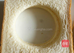 镶蛋吐司的做法图解2