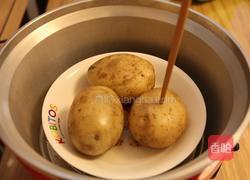 番茄猪肉薯蓉派的做法图解1