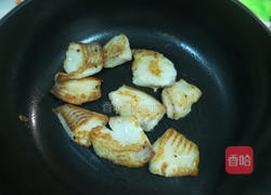 糖醋鱼片的做法图解3