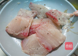 糖醋鱼片的做法图解2