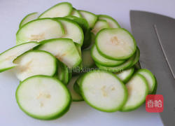 梅粉腌橄榄的做法图解2