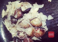 番茄蛤蜊意式汤面的做法图解3