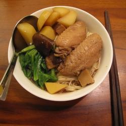 鲜菇马铃薯鸡翅煮的做法[图]