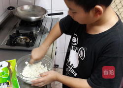 金沙豆腐海苔球的做法图解1
