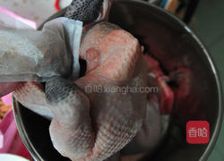 药膳炖全鸡的做法图解4