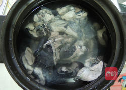 苹果乌骨鸡的做法图解3