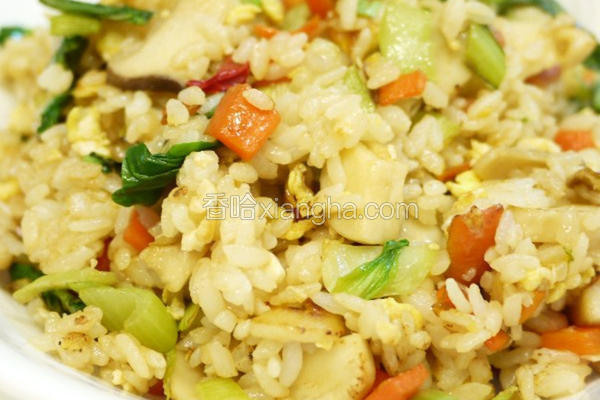 麻油杏鲍菇蛋炒饭