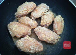 虾酱炸鸡翅的做法图解4