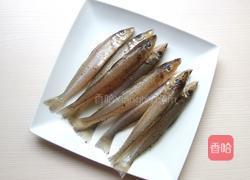 酥炸沙梭鱼的做法图解1