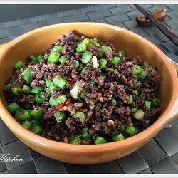 牛绞肉炒四季豆丁的做法[图]