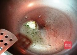 咖哩牛肉蛋炒饭的做法图解2