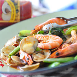 橄榄磨菇酱拌海味的做法[图]