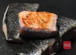 樱花虾鲑鱼炒饭的做法图解2