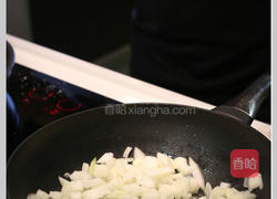 番茄蔬菜鸡肉汤的做法图解2