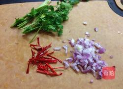 椒盐香酥鸭舌的做法图解3