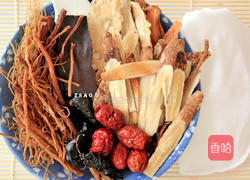 药膳乌骨鸡汤的做法图解3