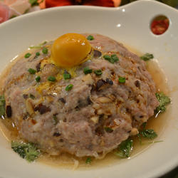 香菇咸蛋蒸肉饼的做法[图]