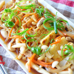 蚝油菇菇烩豆腐的做法[图]