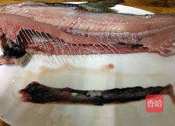虱目鱼骨高汤的做法图解1