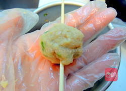 鸡肉丸子烤肉串的做法图解6