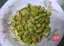 自制开心果果酱的做法图解1