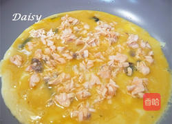 鲑鱼海苔蛋卷的做法图解4