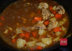 咖哩鸡腿拌面的做法图解5