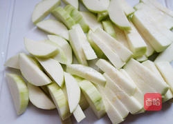 蛤蜊丝瓜的做法图解1