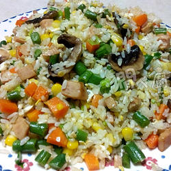 餐肉杂锦炒饭的做法[图]