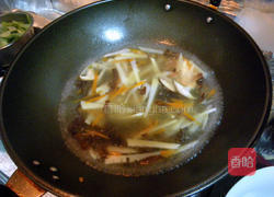 酸辣墨鱼饺汤的做法图解3