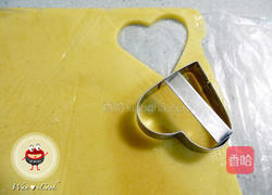 童趣收涎彩绘饼干的做法图解3