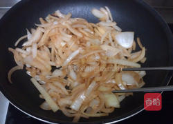 马铃薯炖牛肉的做法图解3