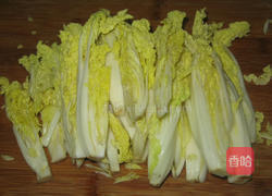 娃娃菜炒五花肉的做法图解2